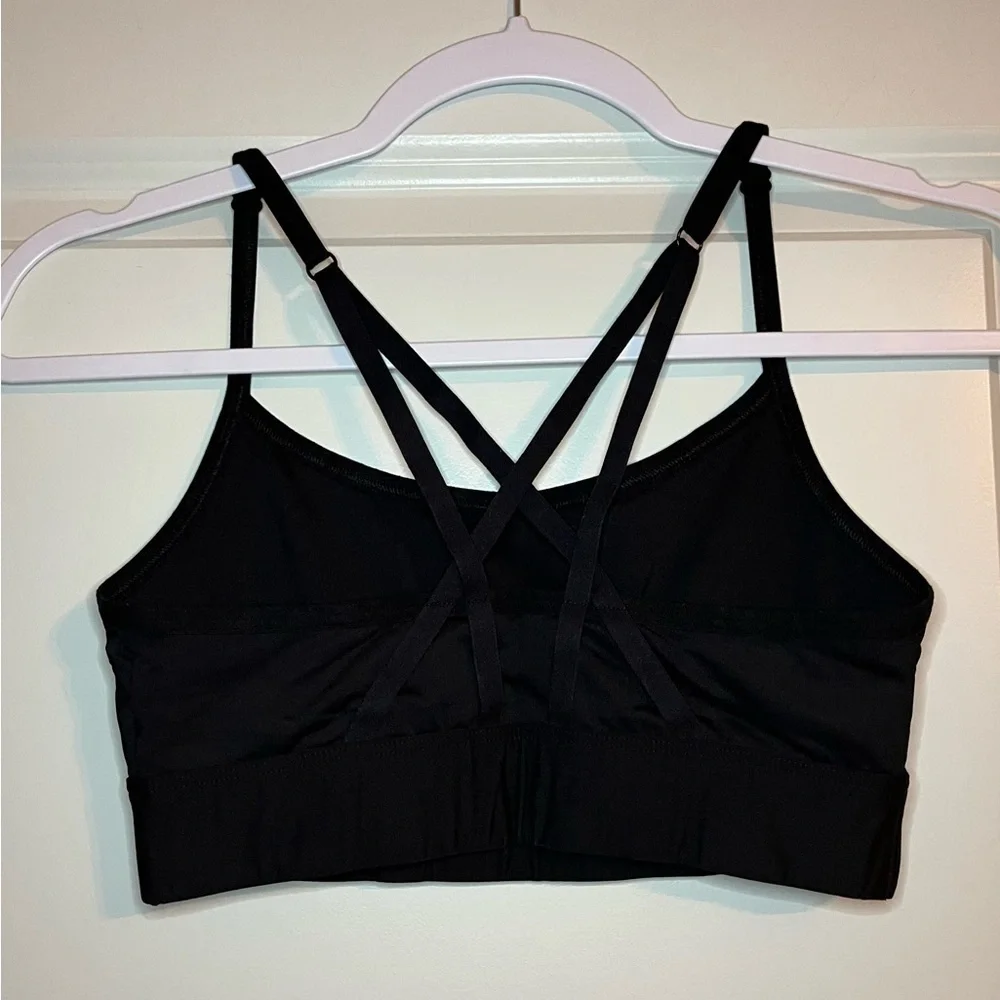 VS PINK | Ultimate Strappy Unlined Sports Bra in Black Size XS